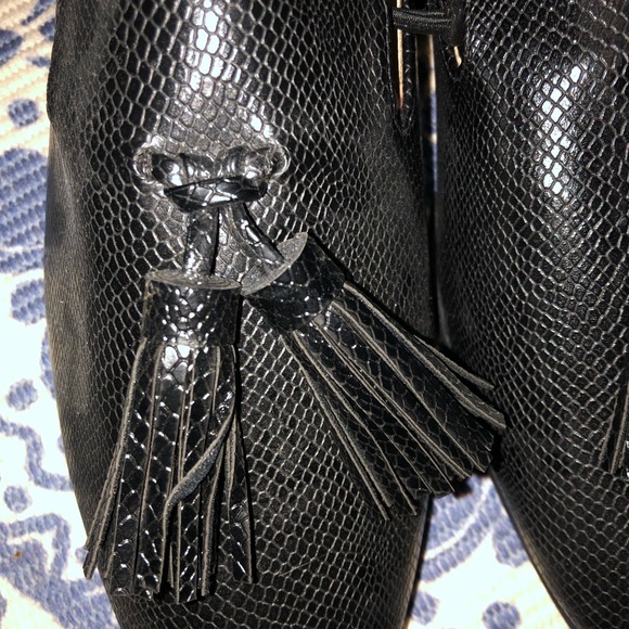 NWT Zara Loafers with Tassels - Picture 3 of 5